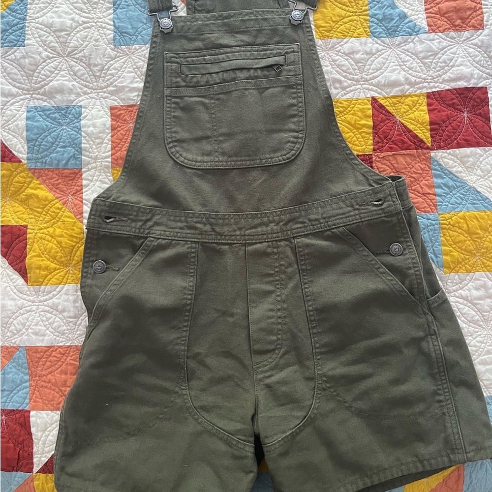 Green Patagonia short overalls